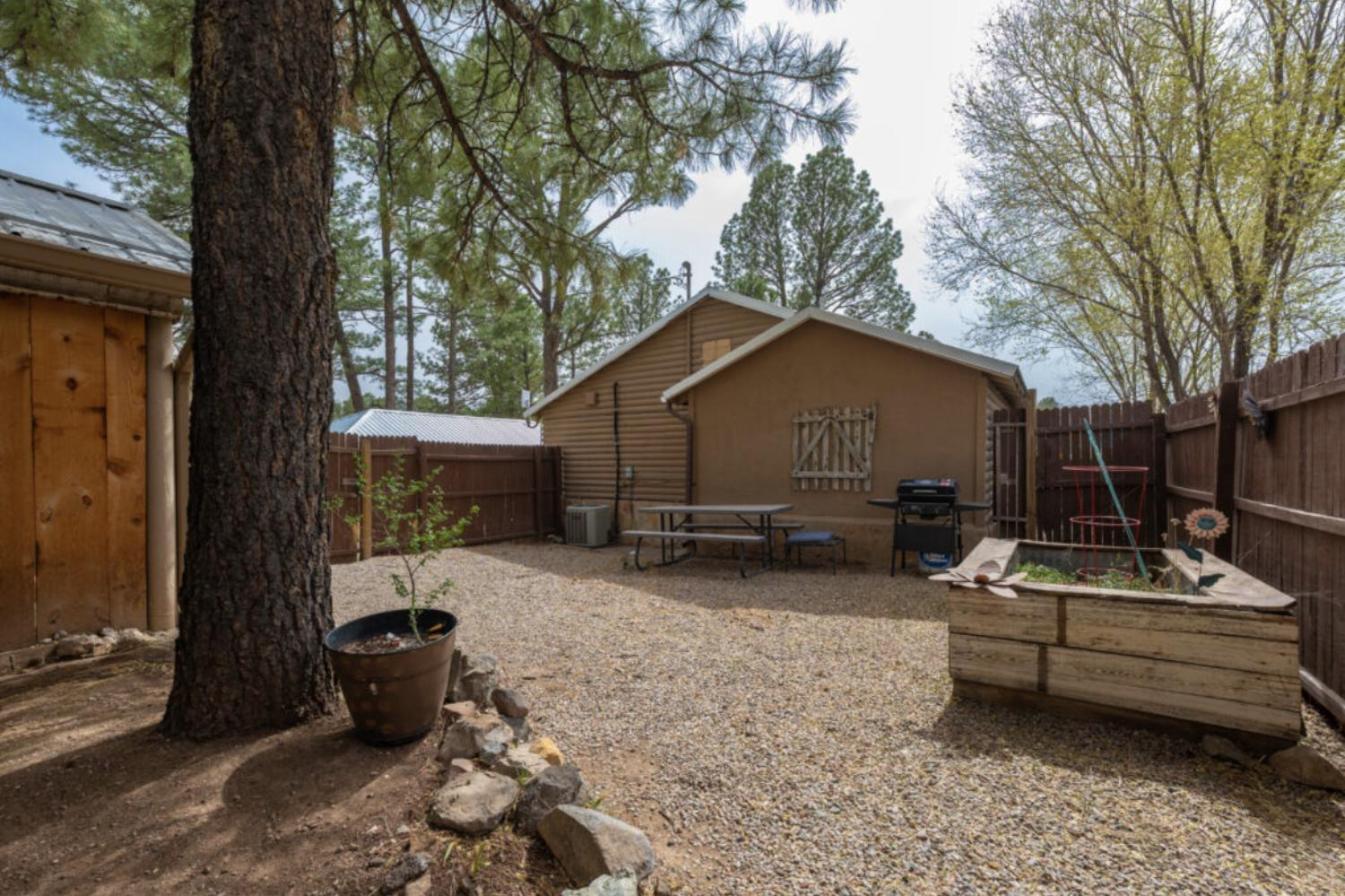 Enchanted Hideaway Cabins And Cottages Ruidoso Exterior photo