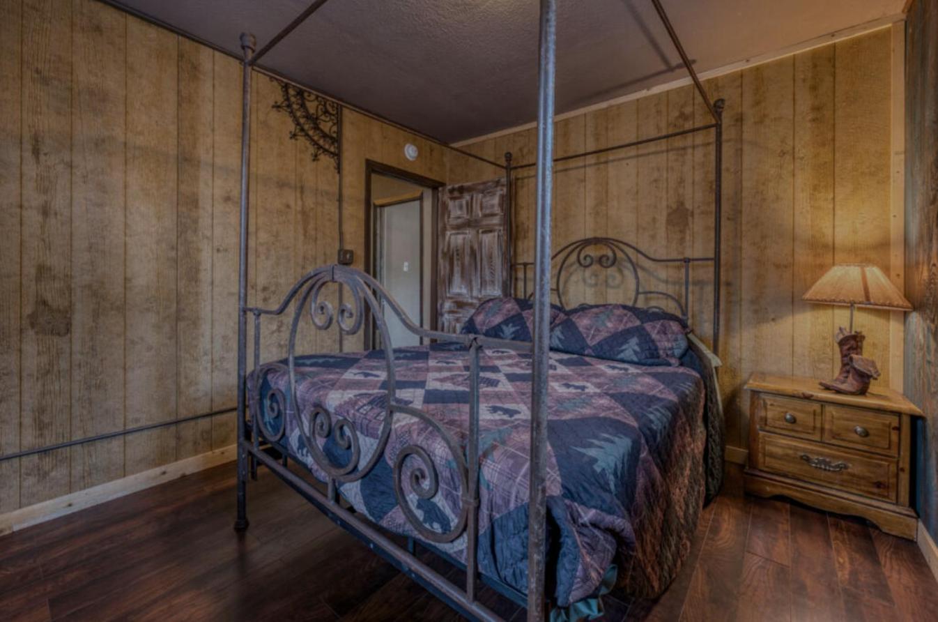 Enchanted Hideaway Cabins And Cottages Ruidoso Exterior photo