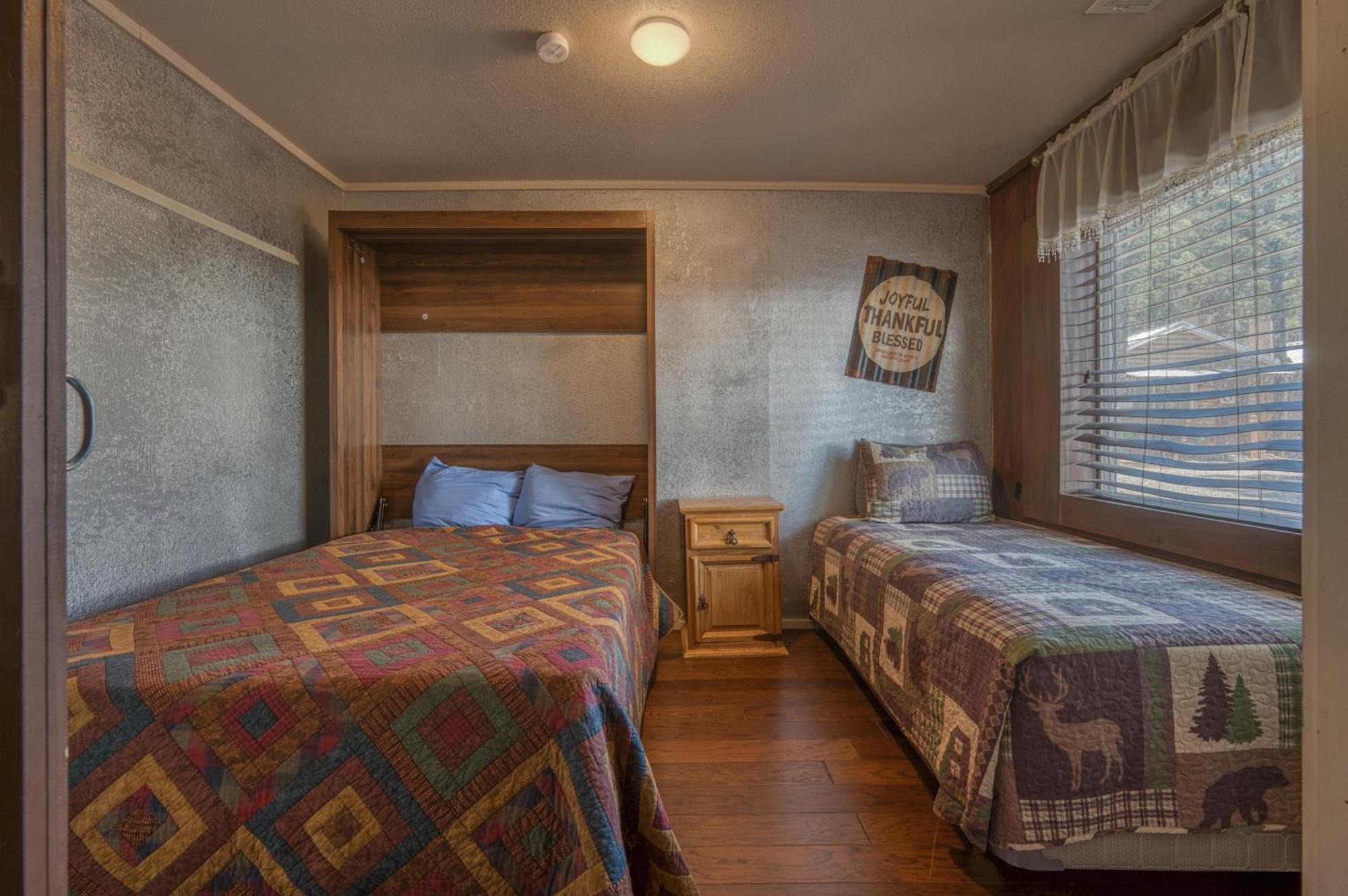Enchanted Hideaway Cabins And Cottages Ruidoso Exterior photo